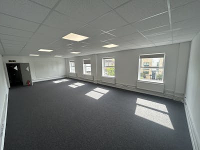 Somers Place, London, Trade Counter / Urban Logistics To Let - IMG_1313.jpg