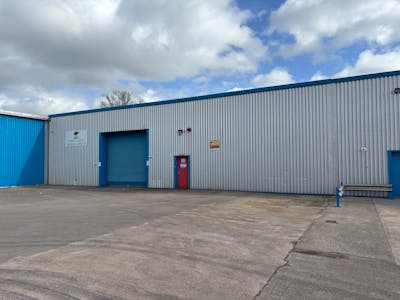 Unit 16, Avondale Industrial Estate, Cwmbran, Industrial To Let - IMG_6799.jpeg