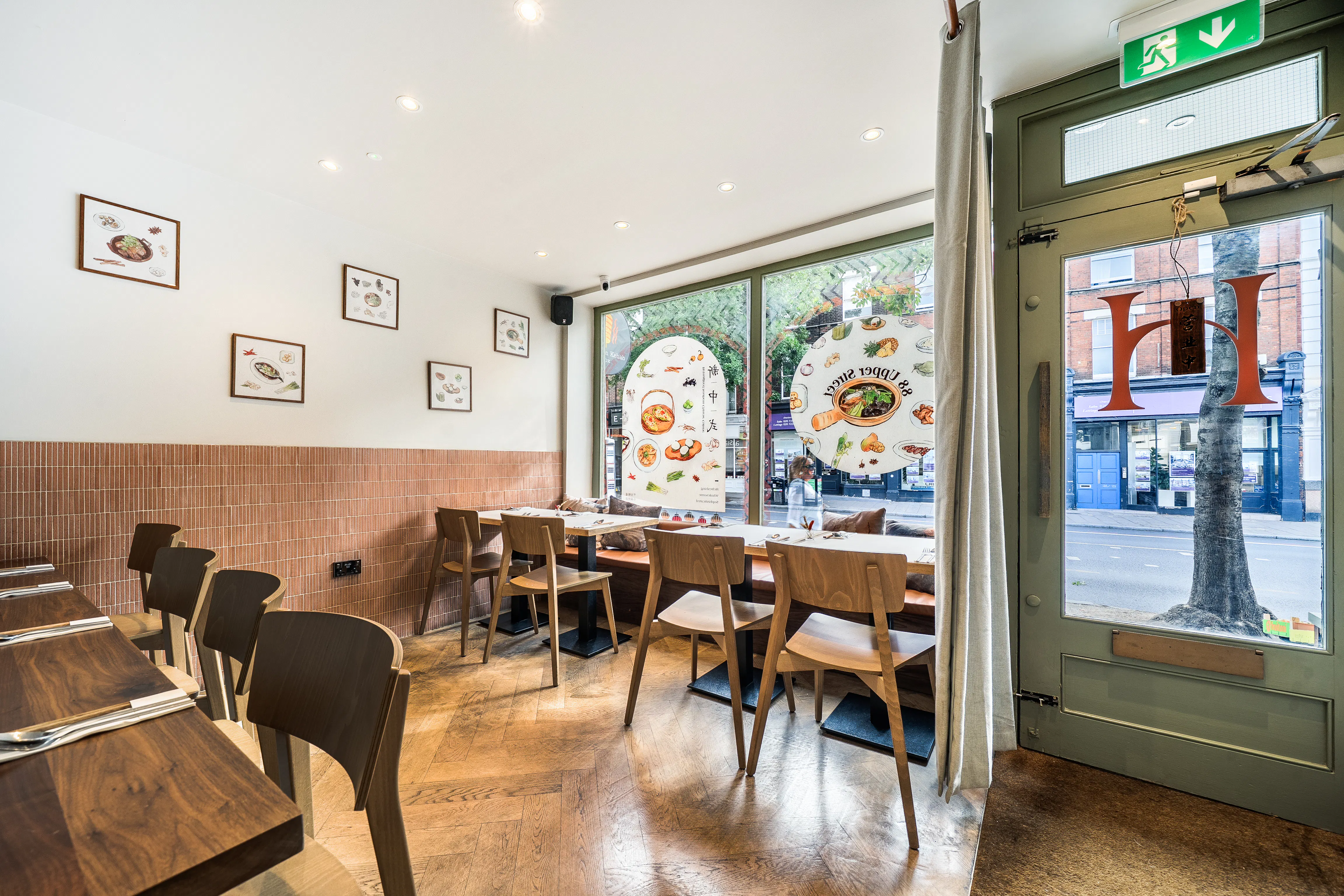 88 Upper Street, London, Retail To Let - 1524233 (9).jpg - More details and enquiries about this property
