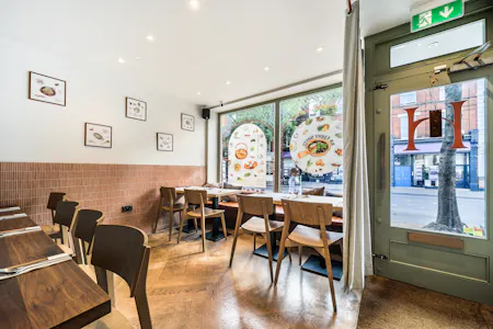 88 Upper Street, London, Retail / High Street Retail To Let - 1524233 (9).jpg