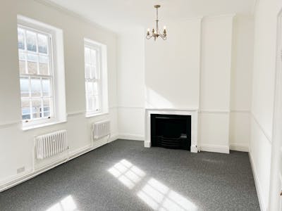 The Staple Inn Estate, 7 Staple Inn, London, Office To Let - 7 staple inn 2nd floor 3.jpg