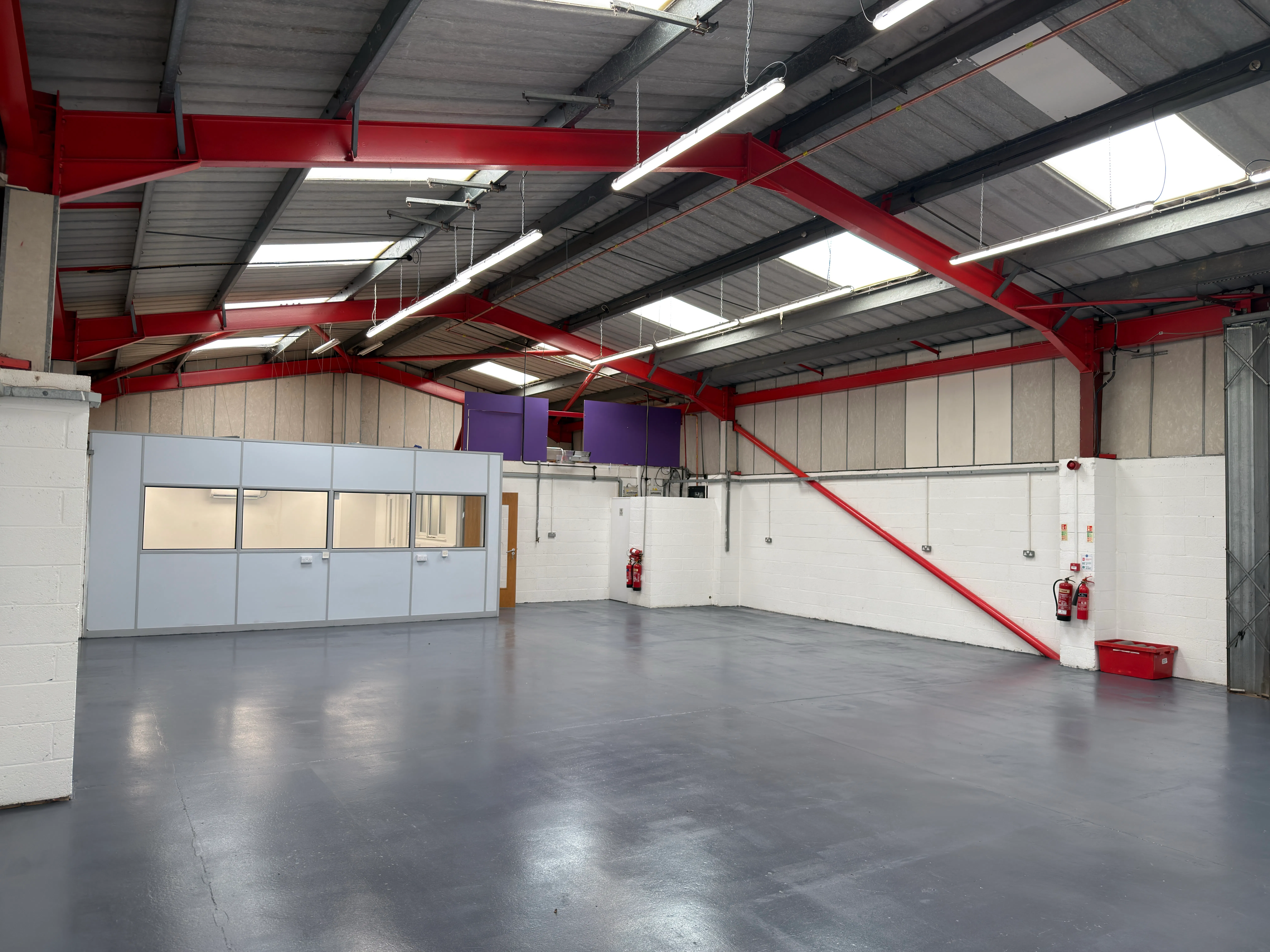 Unit 2 C R Bates Industrial Estate, High Wycombe, Industrial To Let - 20260727_090751030_iOS.jpg