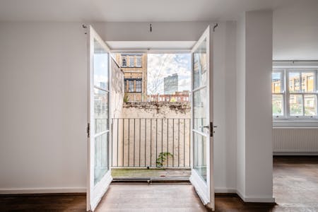 28 Woodseer Street, London, Residential To Let - Woodseer St 28 F5  14.jpg
