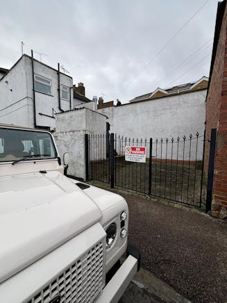 35 Broadway, Leigh-on-Sea, Mixed Use / Retail For Sale - WhatsApp Image 2026-02-25 at 9.19.00 AM.jpeg