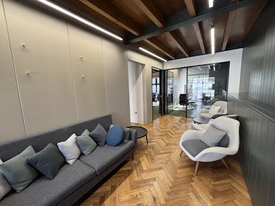 45 Eagle Street, London, Office To Let - IMG_7400.jpg