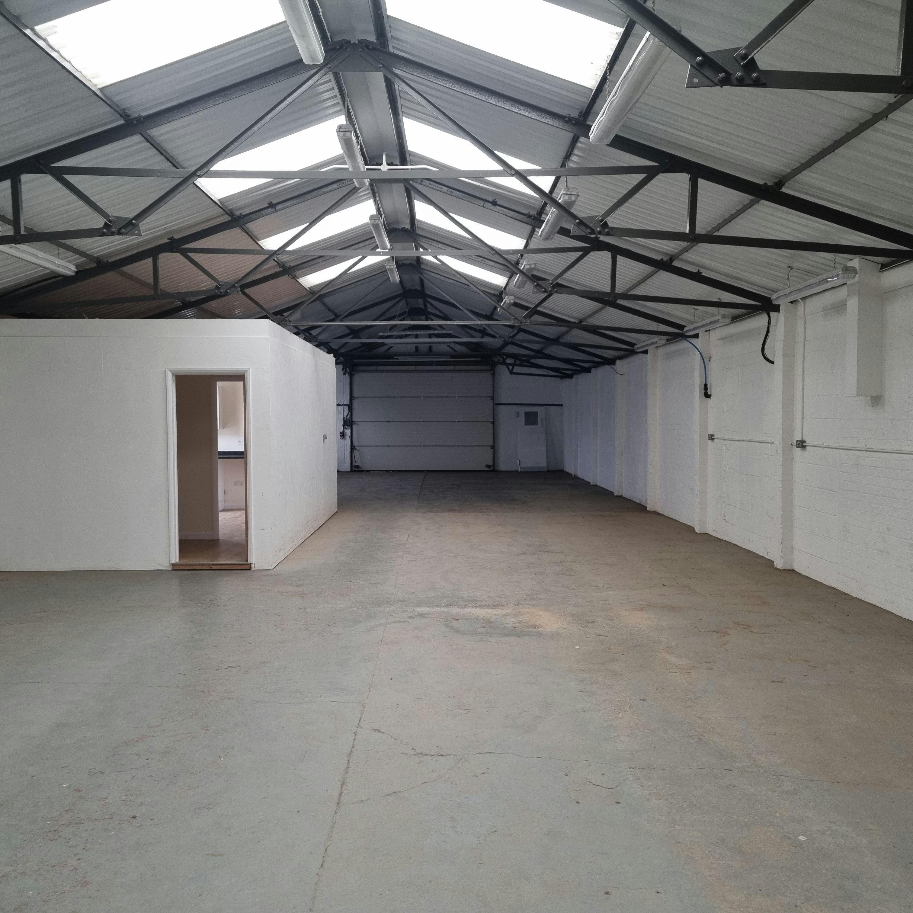 Mackintosh Road, Unit 3 & 4