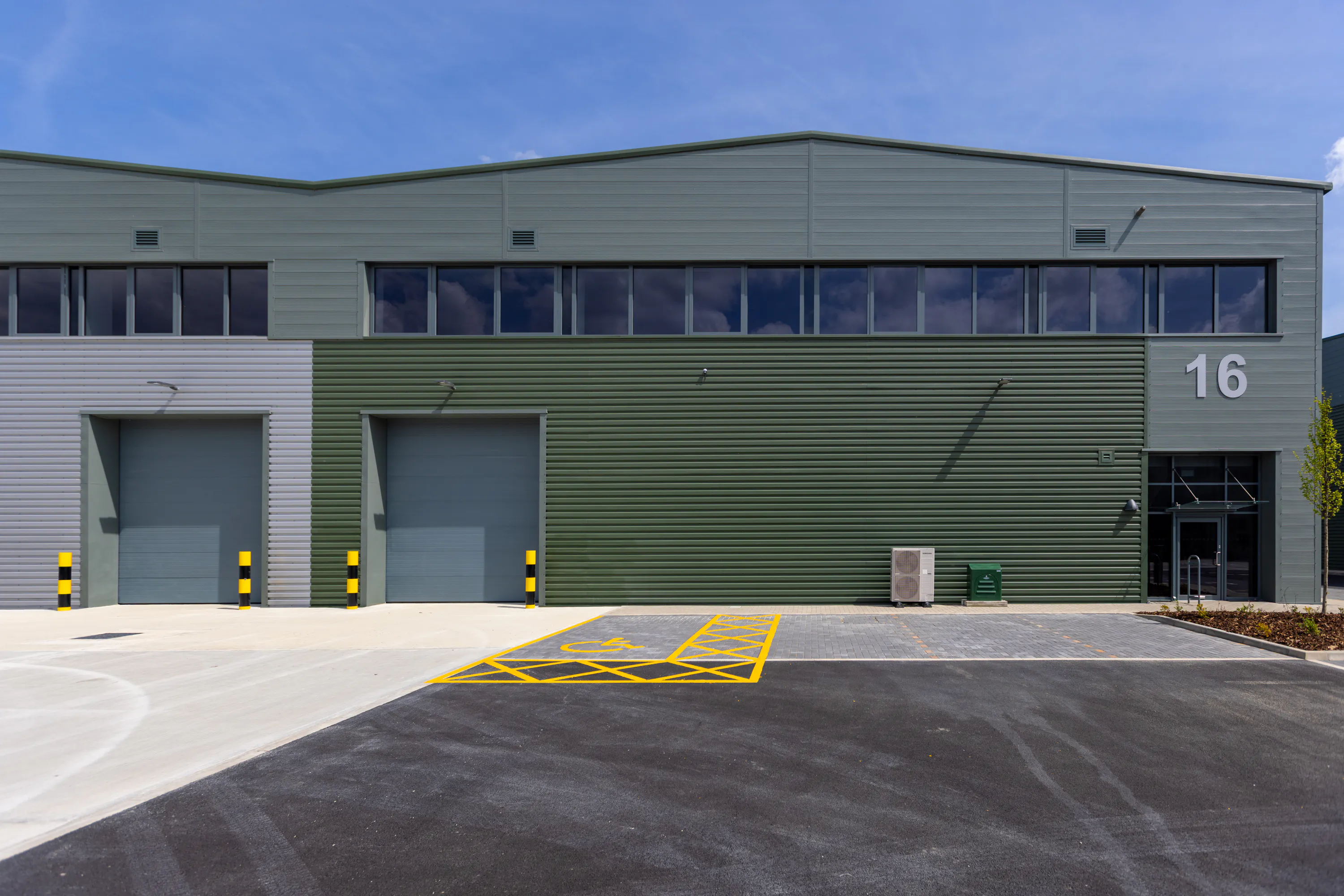 Unit 16 T45, Aire Valley Road, Leeds, West Yorkshire, LS9 0AA