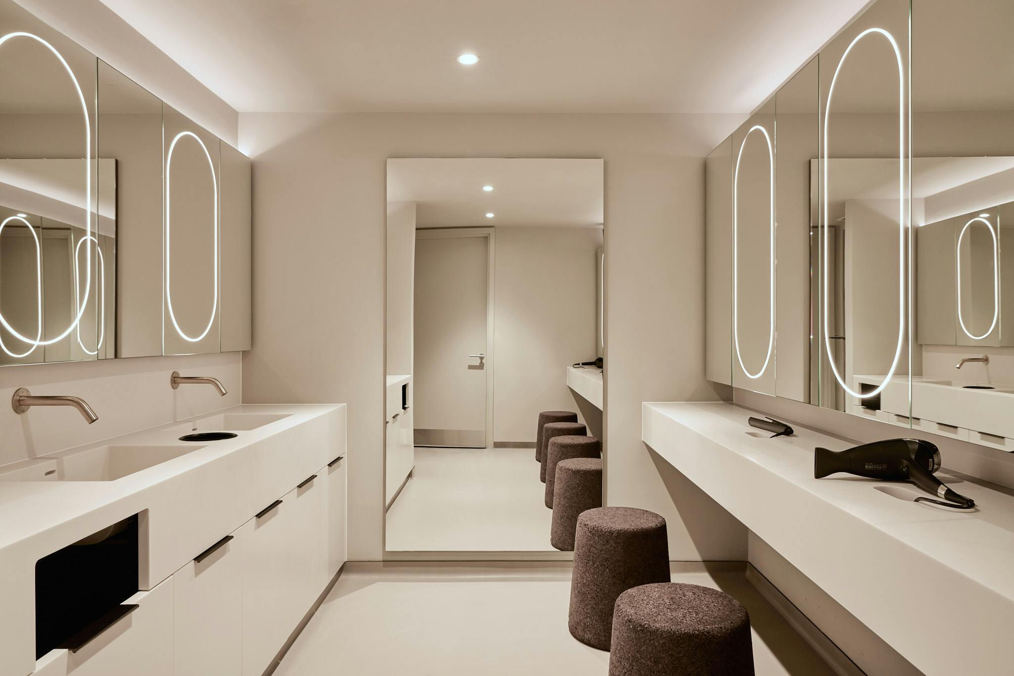 Egyptian House, London, Offices To Let - 170_Piccadilly_LBEdReeve1.jpg