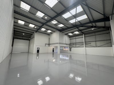 Unit C Holly Industrial Park, Watford, Industrial / Light Industrial / Trade Counter / Warehouse To Let - IMG_0516.jpg