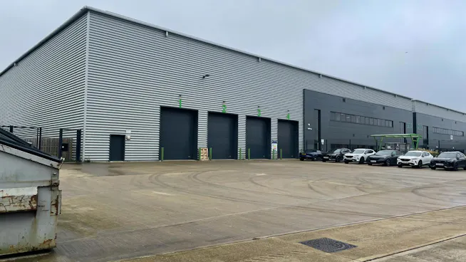 Unit 300, Buckingway Business Park, Cambridge, Distribution Warehouse / Industrial (Multi Let Scheme) To Let - img_6138.jpg