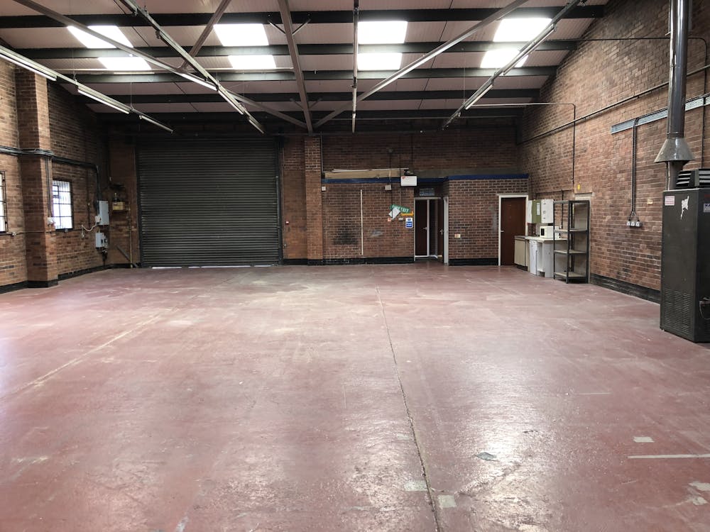 Unit 8, Broadwyn Trading Estate, Cradley Heath, Industrial / Trade Counter / Warehouse To Let - IMG_1342.jpg