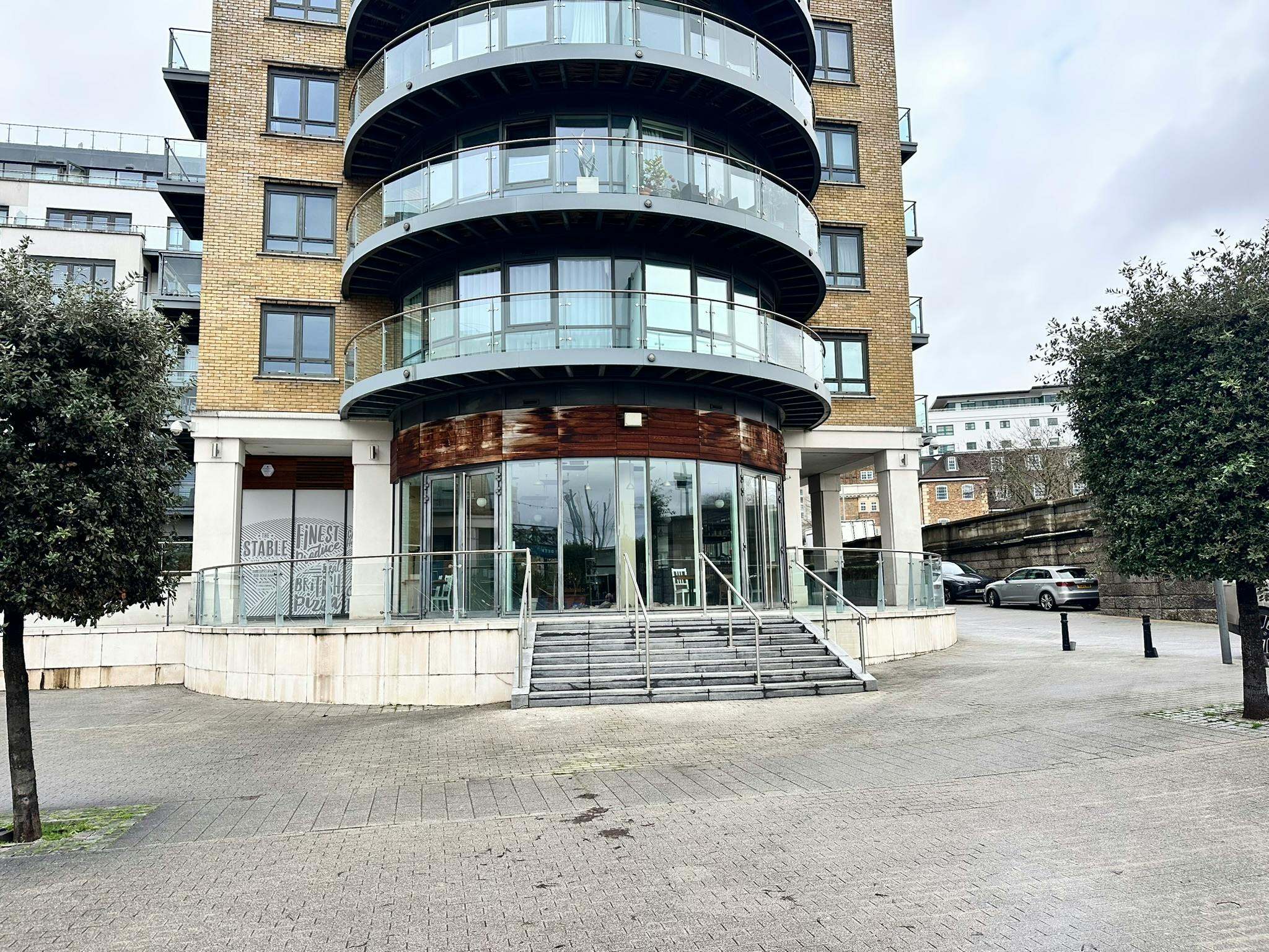 Unit 12, 8 Kew Bridge Road, Brentford, Restaurant To Let - IMG_2556.JPEG