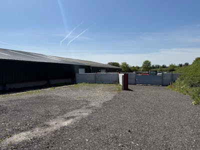 Unit 1E Manor Farm Barns, Southampton, Industrial / Open Storage / Warehouse To Let - April 2026 Unit 1e A.jpg