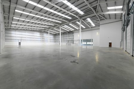 Poyle Point 2, Blackthorne Road, Colnbrook, Industrial / Warehouse To Let - Warehouse 2.jpg