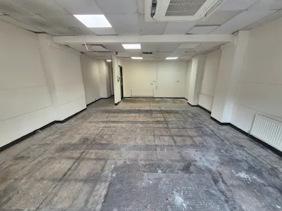 408 Barton Road, Manchester, Retail For Sale - 20260903_125144.jpg