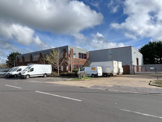 Unit 3, Christy Estate, Aldershot, Warehouse & Industrial To Let - 1C65AB69D0C1400EAAB80DB12B42447A.jpeg