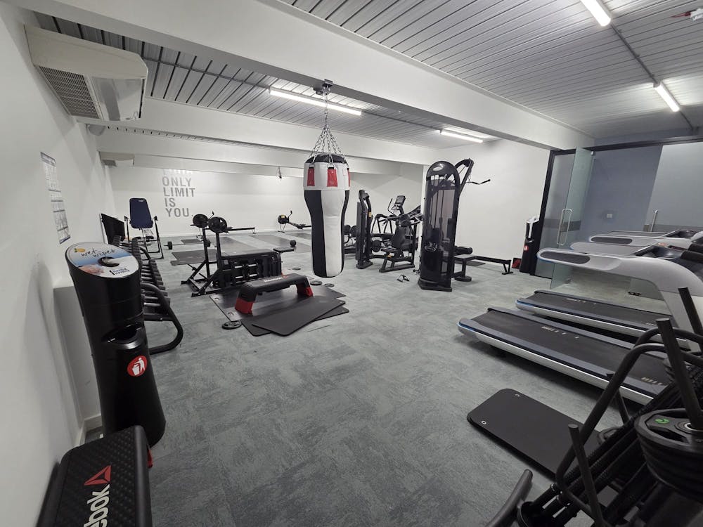 Ryan House Aviation Way - WhatsApp Image 20251001 at 141434_62ac4ce2.jpg