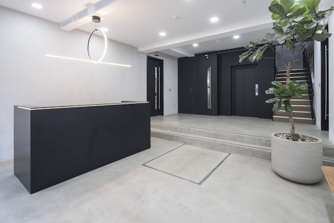 16 Laystall Street, Farringdon, Office To Let - Reception.jpg
