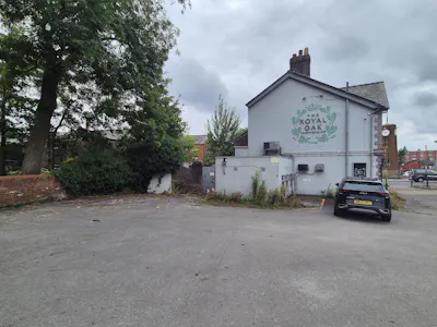496 Oldham Road, Manchester, D1 (Non Residential Institutions) / Leisure / Office / Retail To Let - 20260817_125031.jpg