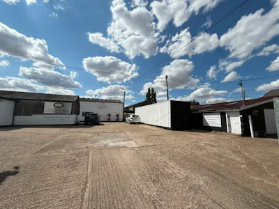 Unit 8, Rawlings Farm Buildings, Rawlings Farm, Chelmsford, Industrial To Let - WhatsApp Image 2026-07-31 at 15.24.12.jpeg