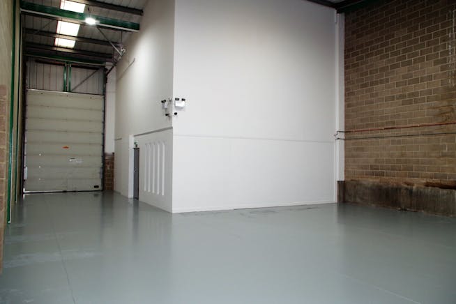 Unit D The Apsley Centre, Staples Corner, Industrial Lease Assignment - IMGP4343.JPG