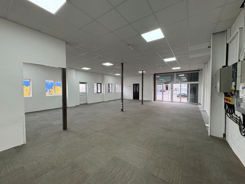 Unit L10, Area D Telford Road, Bicester, Industrial / Industrial/Logistics To Let - image00004.jpg