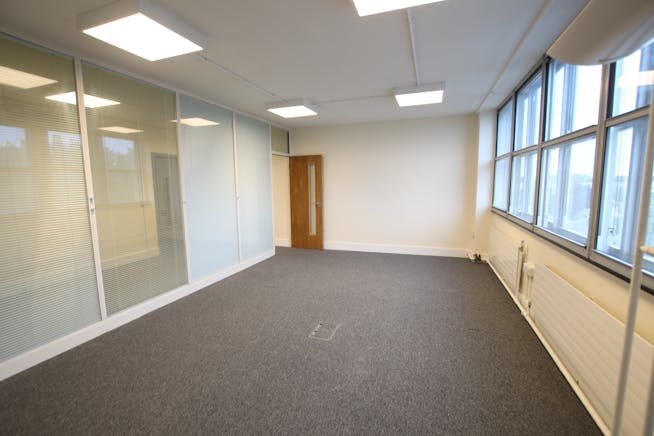 Westmead House, Farnborough, Offices / Serviced Offices To Let - IMG_4131.JPG