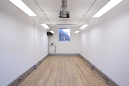 Islington Studios, Marlborough Road, London, Office To Let - FL.png