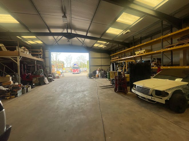 Silver Birches Yard, Reading, Industrial / Warehouse / Open Storage To Let - IMG_4221.jpg