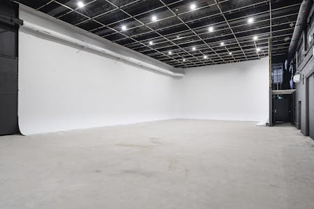 Lumiere, 5 Elstree Way, Borehamwood, E (Commercial / Business / Service) / Office To Let - IW160425STI278.jpg