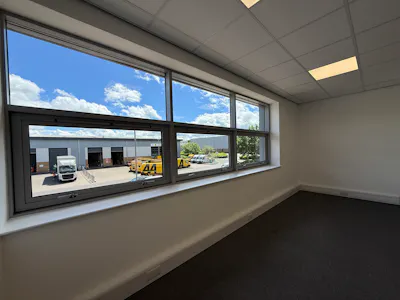 2 IO Centre, Park Farm, Redditch, Industrial/Logistics To Let - IMG_2297.JPG