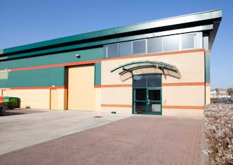 Unit 7, Oaktree Business Centre, South Marston Park, Swindon, Industrial To Let - 7 Oaktree_2352.jpg