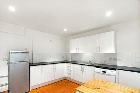 1 Albemarle Way, London, Office To Let - DSC09890.jpg