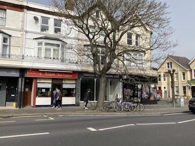 GROUND FLOOR SHOP, 43 Brighton Road, Worthing, Retail To Let - 20210401_125031600_iOS.jpg