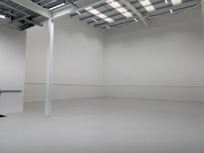 3 & 4 Chertsey Business Park, Chertsey, Industrial / Light Industrial To Let - PXL_20260608_122101765.jpg