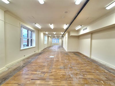 2 Warren Street, Stockport, Retail To Let - 20260331_111610.jpg