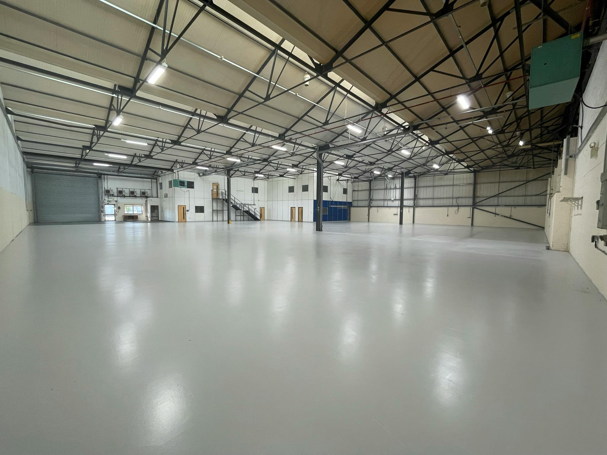 Industrial Unit in Lymington - photo 2