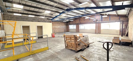 Unit 3 & Unit 5, Lancing Business Park, Lancing, Industrial To Let - 20251121_122753 - Edited.jpg