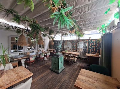 106-108 Kew Road, Richmond, Leisure To Let - 106108 Kew Road int2.jpg