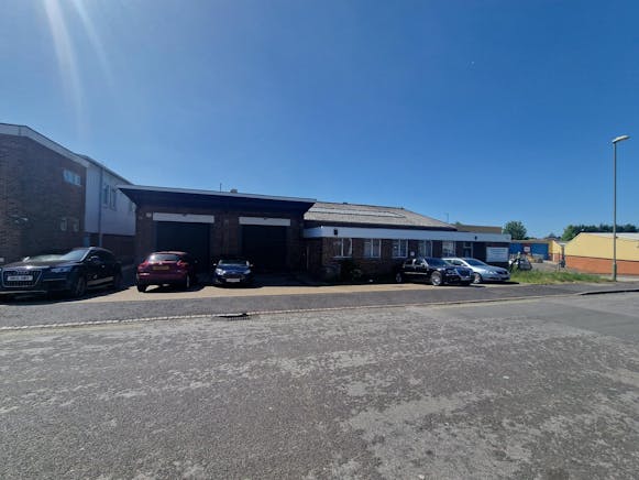 Unit 2 Lennox Road, Basingstoke, Industrial For Sale - 20250516_150623.jpg