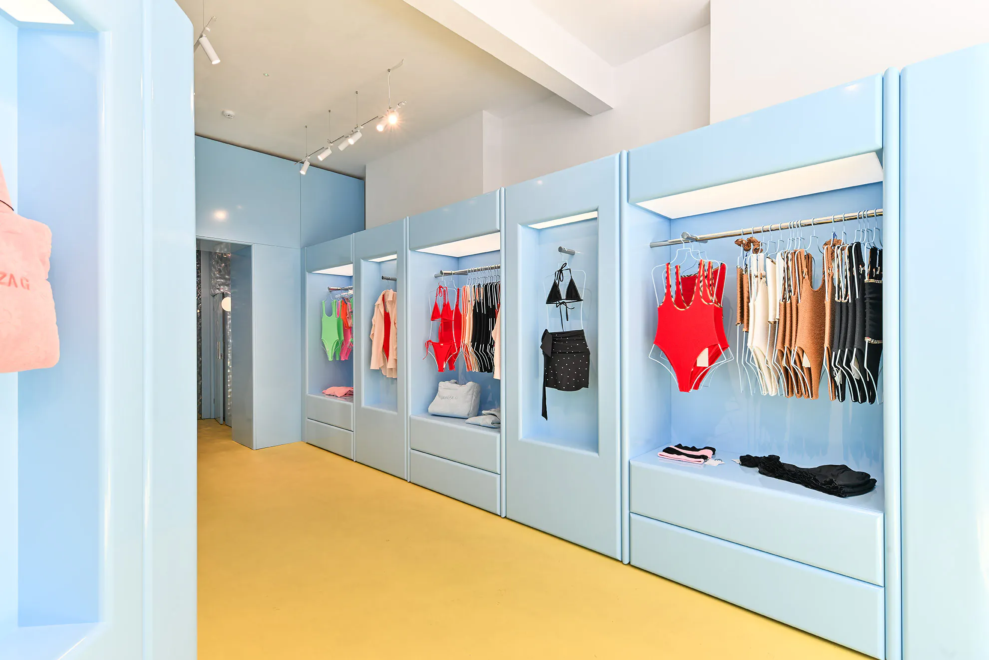 3 Paddington Street, London, Investment / Retail For Sale - 3 Paddington Street, London W1U 5QD - shop 3.jpg