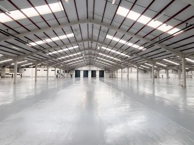 Number 1 Building, Rushden, Industrial / Warehouse To Let / For Sale - Rushden Internals.jpg