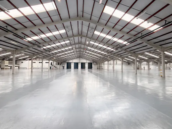 Number 1 Building, Rushden, Industrial To Let / For Sale - Rushden Internals.jpg