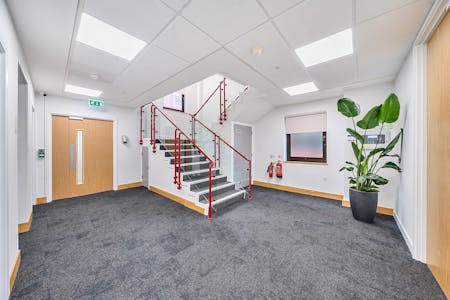 Charter Court, 74-78 Victoria Street, St Albans, Office To Let - 137384036911eed236b0e.jpg