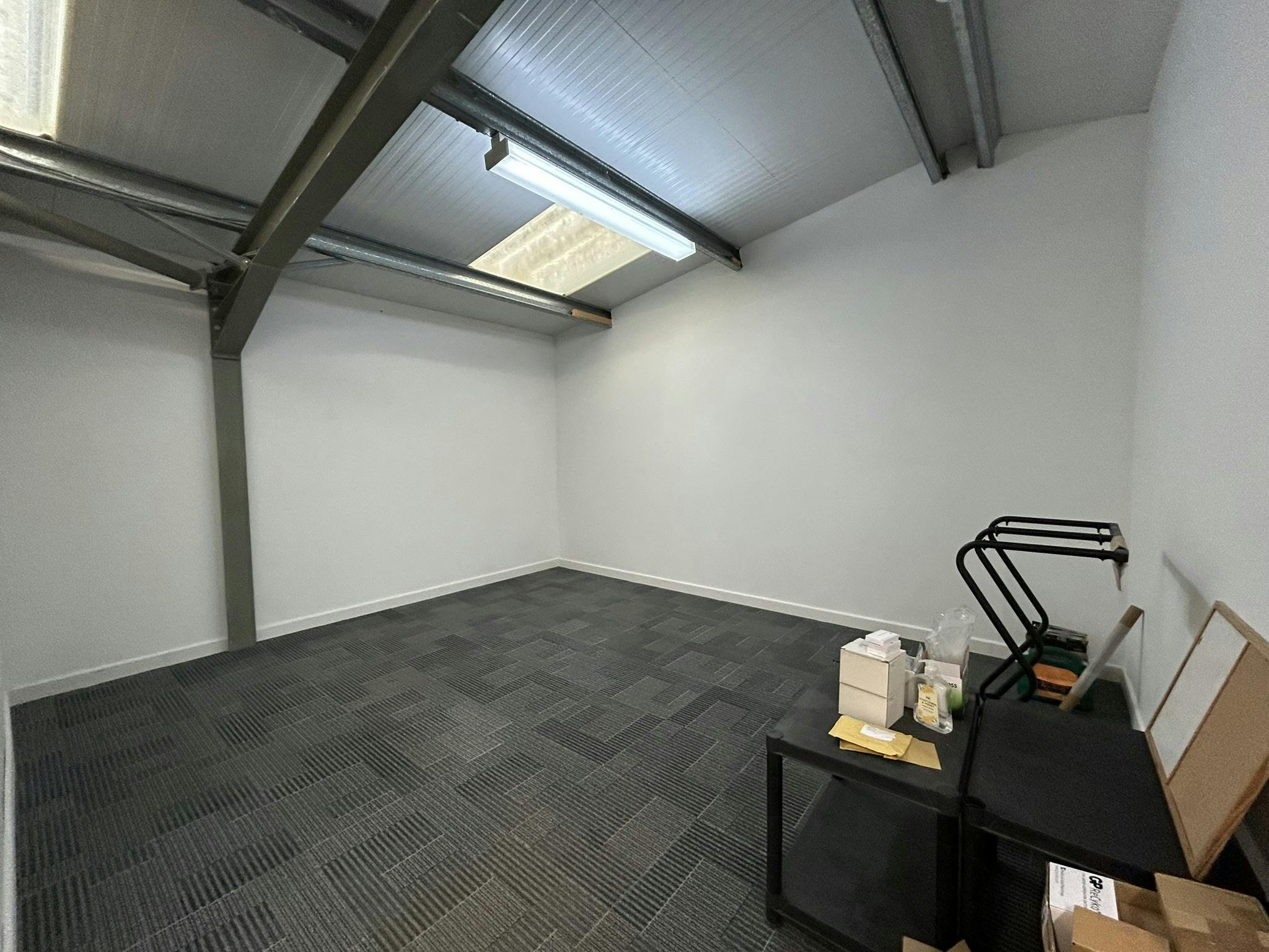 Unit 19 Star West, Westmead Industrial Estate, Swindon, Industrial To Let / For Sale - IMG_7027.JPEG