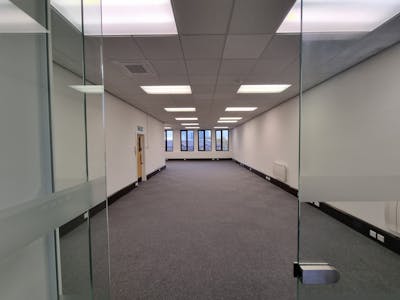 First Floor LHS, Bramber House, Crawley, Office To Let - 20221028_092253.jpg