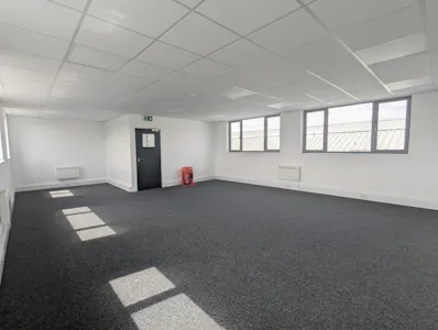 Unit K, Watford, Industrial / Warehouse To Let - Untitled design (22).png