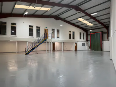 Unit 24, Glossop, Industrial/Logistics / Office To Let - IMG_5274.jpeg