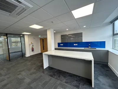 9&10 Lakeview House, Bond Avenue, Milton Keynes, Office To Let - IMG_3448.jpg
