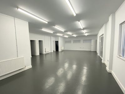 184 Park Street, Luton, Office / Other - Health / Nursery / Church / Education / Restaurant / Retail / Showroom To Let - IMG_2040.JPG